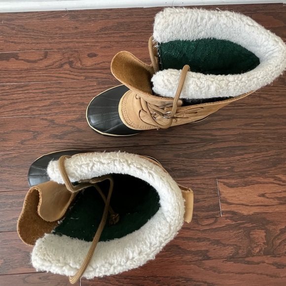 Sorel - Women's Caribou Boot - Picture 5 of 10